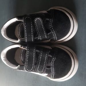 Toddler Vans Black and White Size 4.5 Toddler